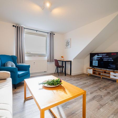 Zentrale Wohlfuehlwohnung - Ideal Fuer Ihren Urlaub Oder Die Geschaeftsreise Magdeburgo Exterior foto