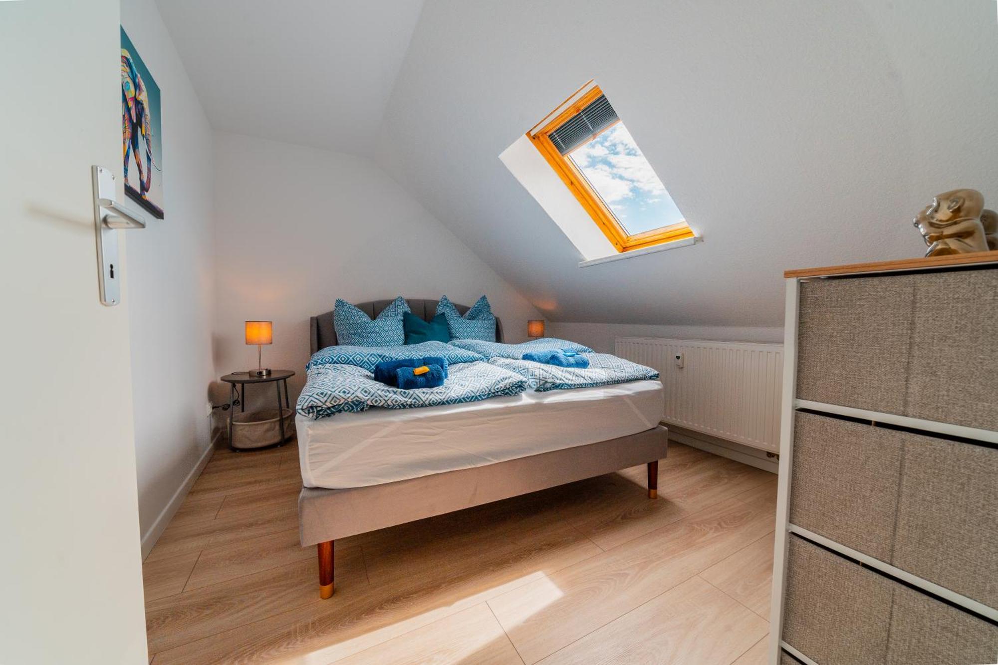 Zentrale Wohlfuehlwohnung - Ideal Fuer Ihren Urlaub Oder Die Geschaeftsreise Magdeburgo Exterior foto