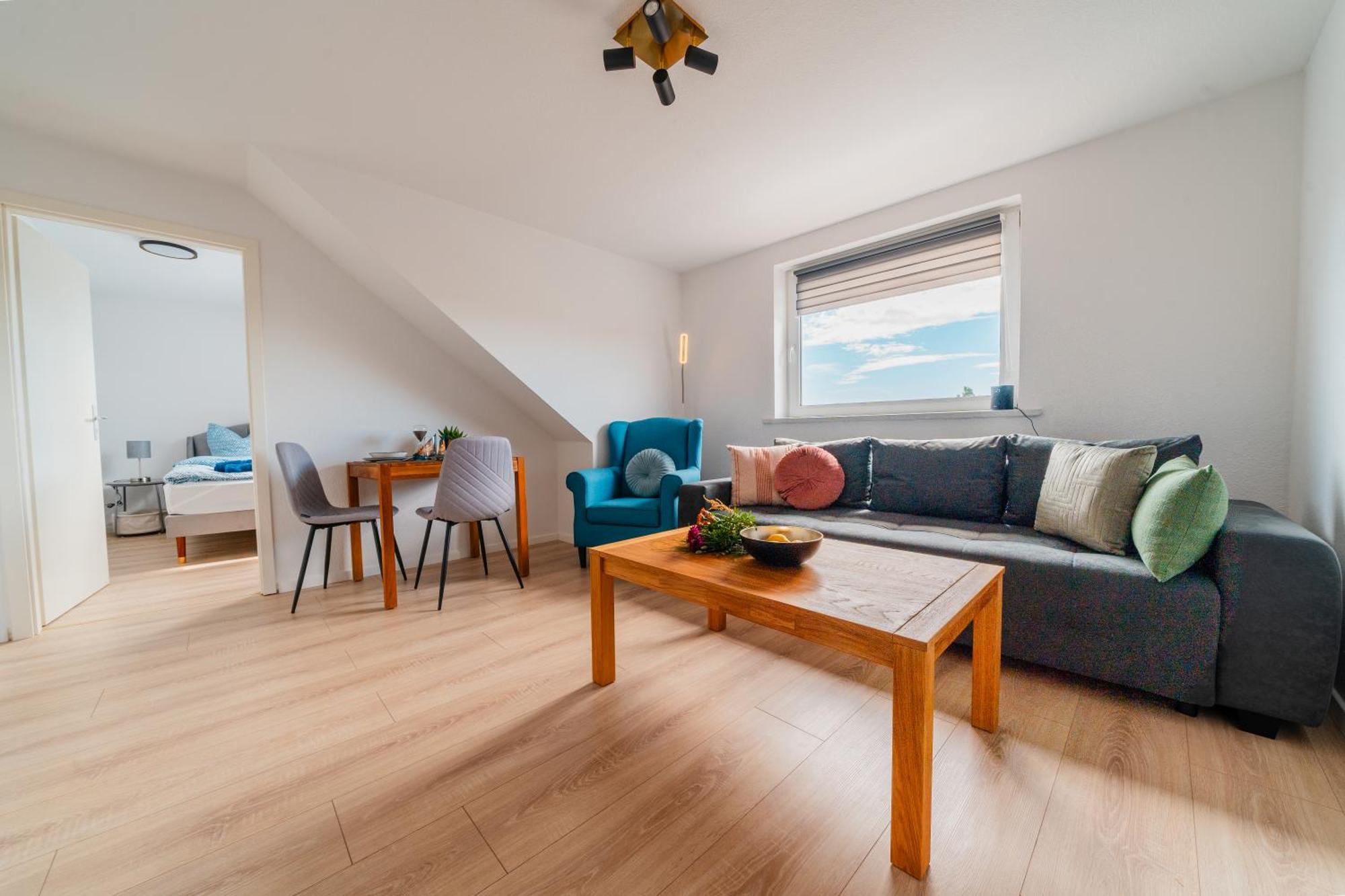 Zentrale Wohlfuehlwohnung - Ideal Fuer Ihren Urlaub Oder Die Geschaeftsreise Magdeburgo Exterior foto