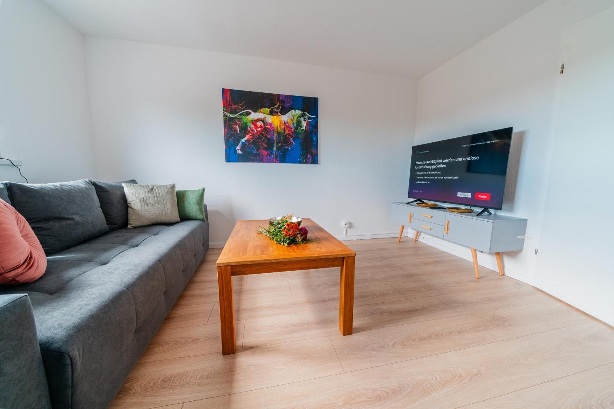Zentrale Wohlfuehlwohnung - Ideal Fuer Ihren Urlaub Oder Die Geschaeftsreise Magdeburgo Exterior foto